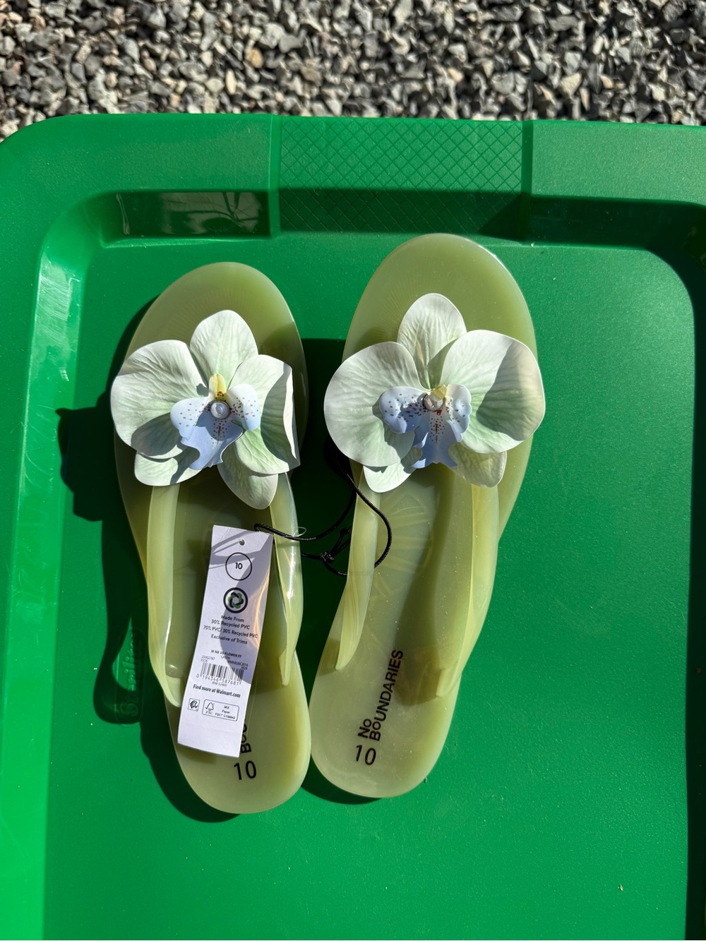 No Boundaries Women's Sz 10 Light Green Floral Jelly Sandals Flip Flops